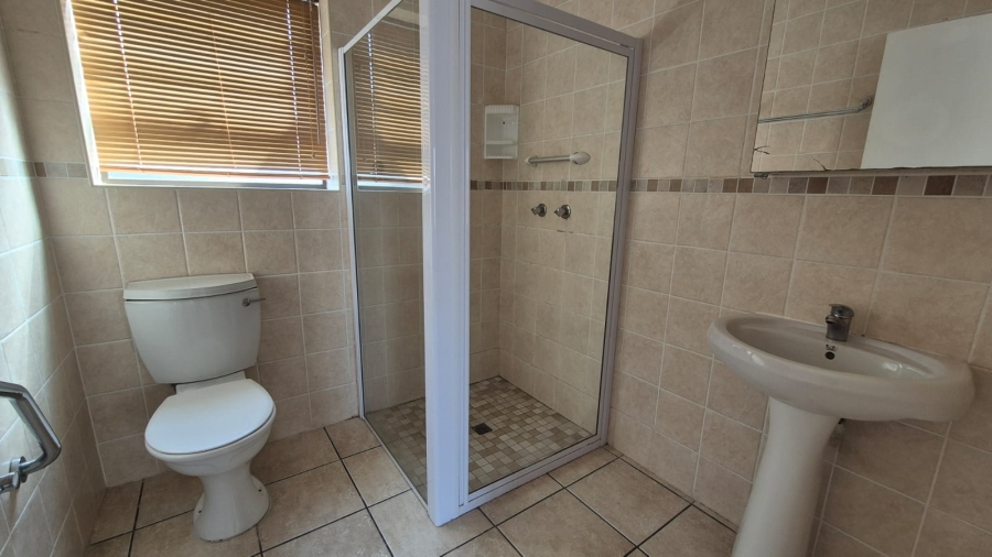 To Let 2 Bedroom Property for Rent in C Place Eastern Cape